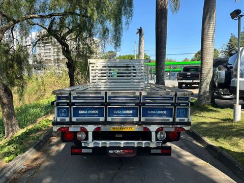 Kia Motors Bongo K-2500 2.5 4x2 TB Diesel