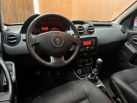 Renault DUSTER Dynamique 4x4 2.0 Hi-Flex 16V Mec