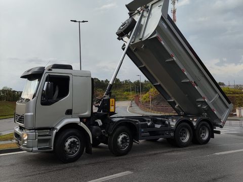 VOLVO VM 260