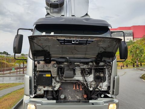 VOLVO VM 260
