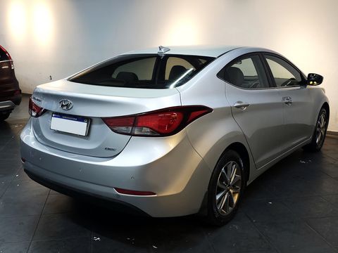 Hyundai Elantra GLS 2.0 16V Flex Aut.