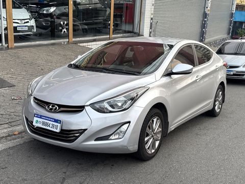 Hyundai Elantra GLS 2.0 16V Flex Aut.