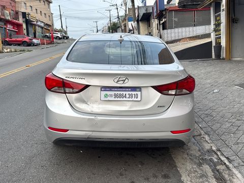 Hyundai Elantra GLS 2.0 16V Flex Aut.