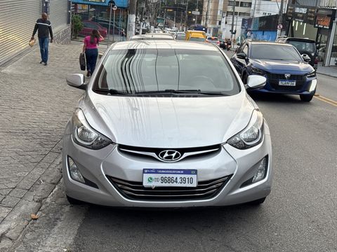 Hyundai Elantra GLS 2.0 16V Flex Aut.