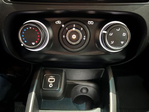 Fiat CRONOS DRIVE 1.8 16V Flex Aut.
