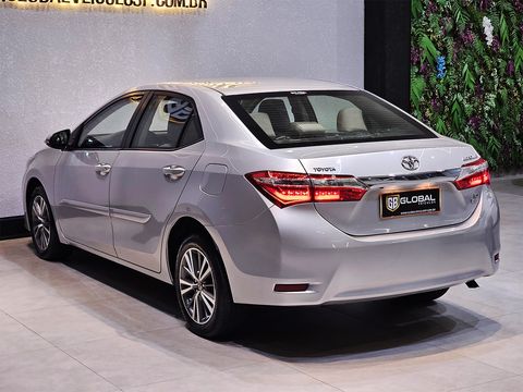 Toyota Corolla XEi 2.0 Flex 16V Aut.