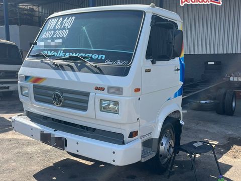 VOLKSWAGEN 8-140 2p (diesel)