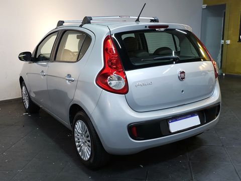 Fiat Palio ESSENCE 1.6 Flex 16V 5p