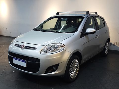 Fiat Palio ESSENCE 1.6 Flex 16V 5p