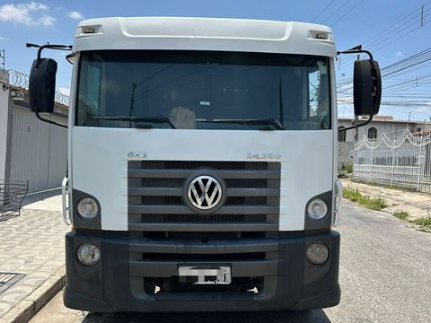 VOLKSWAGEN 24-280 E Constel. 6x2 2p (diesel)(E5)