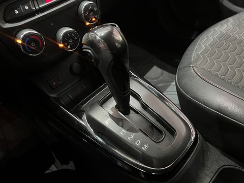 Chevrolet ONIX HATCH LTZ 1.4 8V FlexPower 5p Aut.