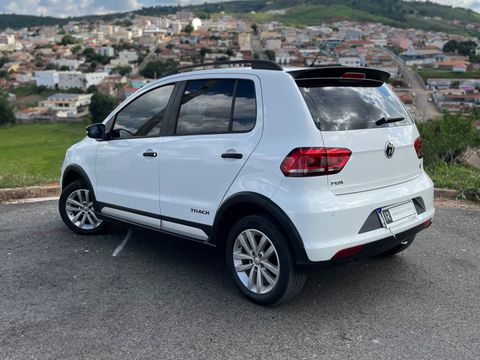 VolksWagen Fox TRACK 1.0 Flex 12V 5p