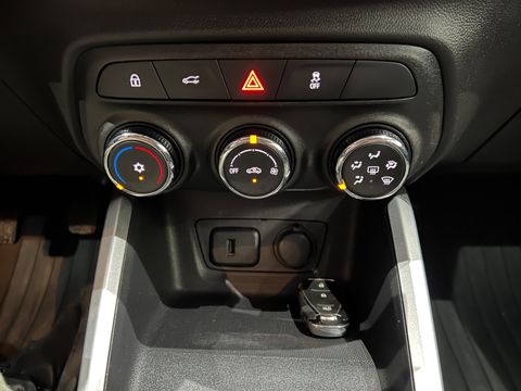 Chevrolet ONIX HATCH LT 1.0 12V TB Flex 5p Mec.