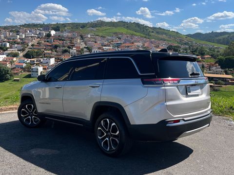 Jeep Commander Limited T270 1.3 TB Flex Aut.