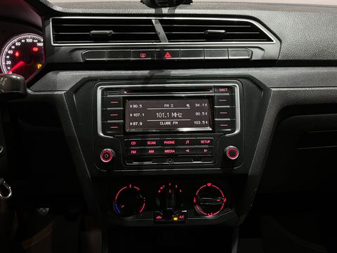 VolksWagen VOYAGE 1.6 MSI Flex 8V 4p