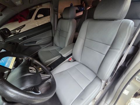 Honda Civic Sedan LXS 1.8/1.8 Flex 16V Aut. 4p