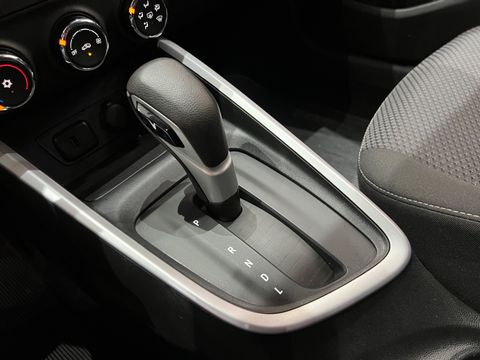 Chevrolet ONIX SEDAN Plus 1.0 12V TB Flex Aut.