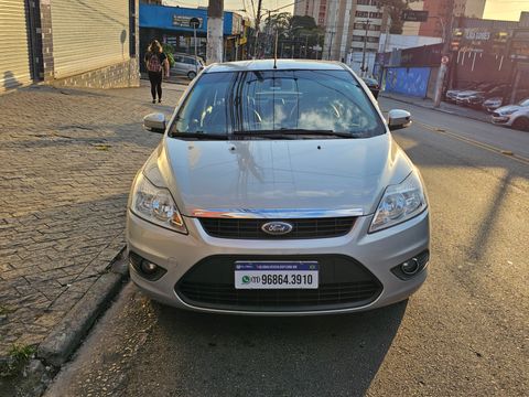 Ford Focus Sedan 2.0 16V/2.0 16V Flex 4p Aut.