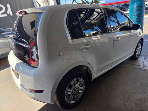 VolksWagen up! move 1.0 TSI Total Flex 12V 5p