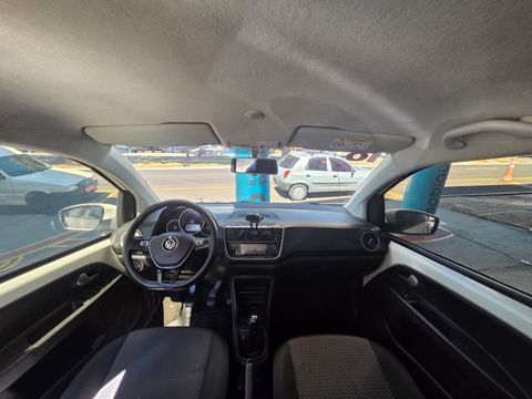 VolksWagen up! move 1.0 TSI Total Flex 12V 5p