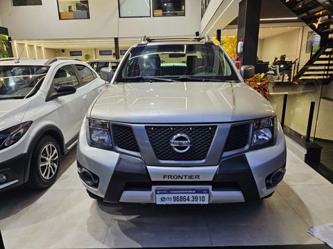 Nissan Frontier SV AT.CD 4x4 2.5 TB Diesel Mec.