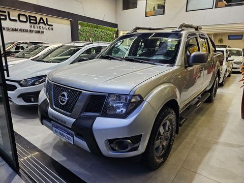 Nissan Frontier SV AT.CD 4x4 2.5 TB Diesel Mec.