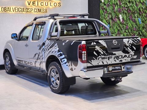 Nissan Frontier SV AT.CD 4x4 2.5 TB Diesel Mec.