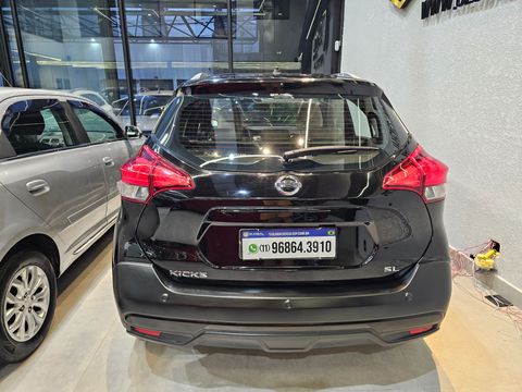 Nissan KICKS SL 1.6 16V FlexStar 5p Aut.