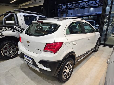 Chevrolet ONIX HATCH ACTIV 1.4 8V Flex 5p Mec.
