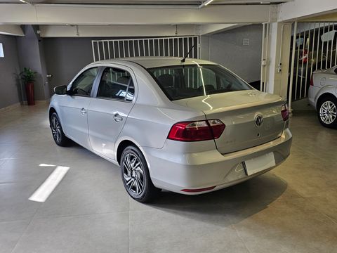 VolksWagen VOYAGE 1.6 MSI Flex 8V 4p