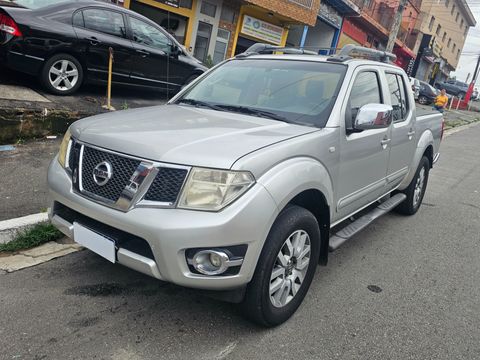 Nissan Frontier SL CD 4x4 2.5TB Diesel Aut