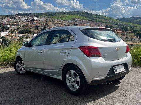Chevrolet ONIX HATCH LT 1.4 8V FlexPower 5p Mec.