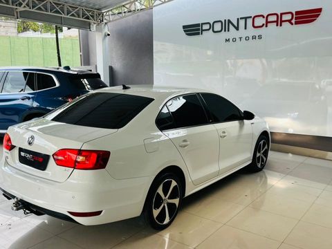 VolksWagen JETTA Comfortline 2.0 T.Flex 8V 4p Tipt.