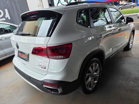 VolksWagen TAOS Comfortline 1.4 250 TSI Flex Aut.