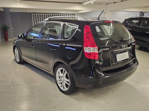 Hyundai i30cw 2.0 16V 145cv Mec. 5p