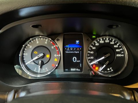 Toyota Hilux CD SR 4x4 2.8 TDI Diesel Aut.