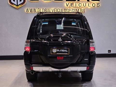 Mitsubishi Pajero HPE Full 3.2 4x4 T.I.Dies. 5p Aut