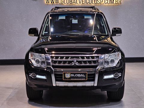 Mitsubishi Pajero HPE Full 3.2 4x4 T.I.Dies. 5p Aut