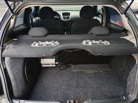 Peugeot 207 XR 1.4 Flex 8V 5p