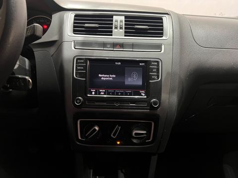 VolksWagen Fox Connect 1.6 Flex 8V 5p