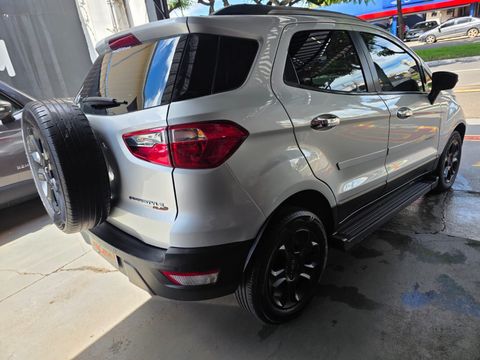 Ford EcoSport FREESTYLE 1.5 12V Flex 5p Aut.