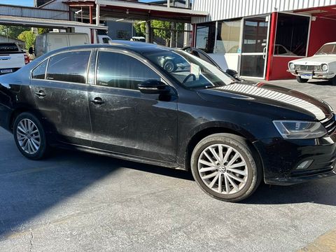 VolksWagen JETTA Comfortline 1.4 TSI 16V 4p Aut.