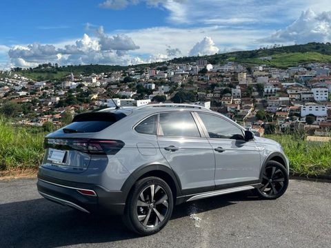 VolksWagen Nivus Highline 1.0 200 TSI Flex Aut.