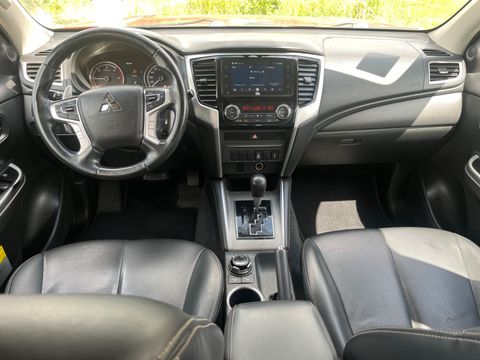 Mitsubishi L200 Triton Sport HPE 2.4 CD Diesel Aut.