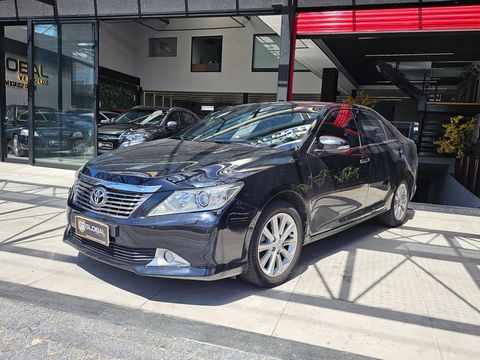 Toyota Camry XLE 3.5 24V Aut.