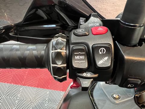 BMW Motos Gs1250 triple black