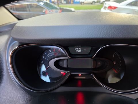 Renault CAPTUR Intense 1.6 16V Flex 5p Aut.