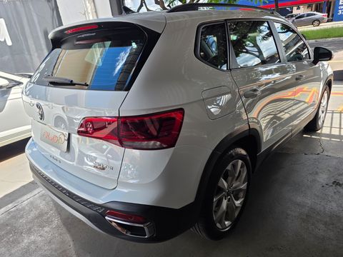 VolksWagen TAOS Comfortline 1.4 250 TSI Flex Aut.