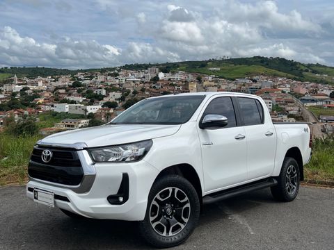 Toyota Hilux CD SRV 4x4 2.8 TDI Diesel Aut.