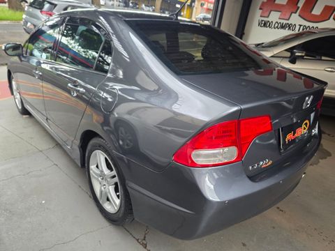 Honda Civic Sedan EXS 1.8/1.8 Flex 16V Aut. 4p